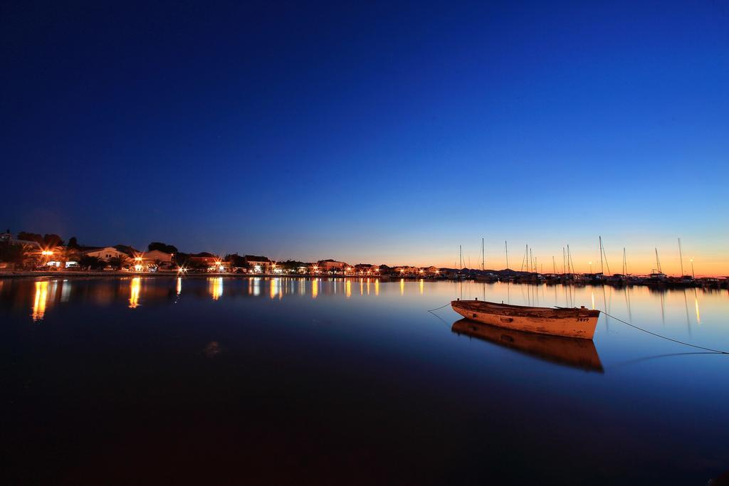 Luxury Apartments Sikiric With Fantastic View On The Sea Bibinje Esterno foto