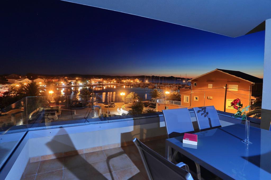 Luxury Apartments Sikiric With Fantastic View On The Sea Bibinje Esterno foto