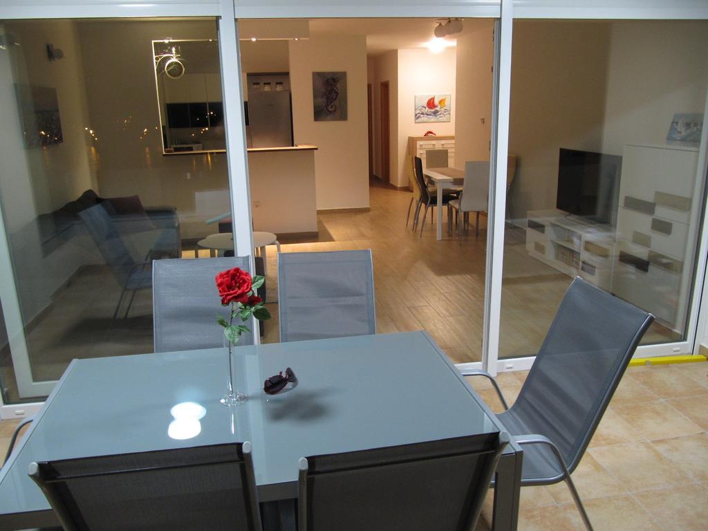 Luxury Apartments Sikiric With Fantastic View On The Sea Bibinje Esterno foto