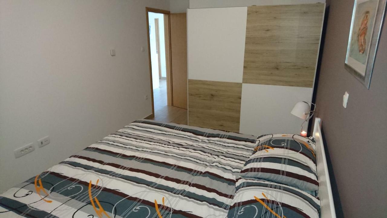 Luxury Apartments Sikiric With Fantastic View On The Sea Bibinje Esterno foto